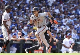'Promedio de bateo de 0.324': Lee Jung-hoo es increíble, supera a la 'máquina de bateo' y se convierte en el líder del equipo en promedio de bateo... otro doble hit contra los Cubs y 14 juegos consecutivos con hit [SF Review]