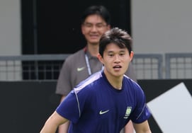 [フォト] イ・ドンギョン「つま先に引っかかれば終わり」