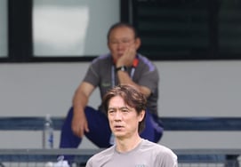 Hong Myung-bo's team faces another variable → Training schedule 'suddenly changed', the reason is "It actually rained heavily here yesterday evening..." [Report from Guadalajara]