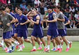 [Foto] Lee Kang-in: «Entrenar con alegría»