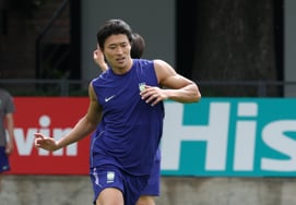 [Foto] ¡Corra, Cho Gue-sung!