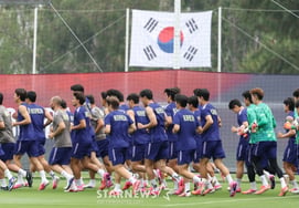 [フォト] イ・カンイン「壮大になる時」
