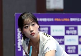 Jang Ga-yeon, another champion defeated; 'Challenge for 1 billion won prize' Kim Ga-young, both advance to quarterfinals... Kang Dong-gung and Kim Jun-tae clash in 32nd round [PBA]