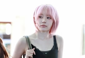 LE SSERAFIM Sakura 'Pink bob is so pretty!' [★Photo]