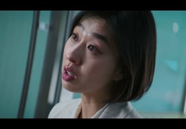 La 'madre de Woo-jin' que lanzó dos insultos... Park Ji-yeon, la 'educadora ejemplar', se convierte en la mayor provocadora de ira de la historia