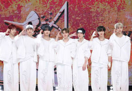 'Visual tràn đầy charisma' của Epex [★Ảnh]
