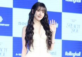 イェリン、純白の妖精ビジュアル [★フォト]