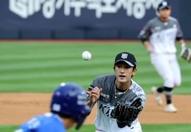 [Foto] 'Kim Ji-chan maneja su propio hit': Ko Young-pyo