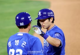 [フォト] 「6回表安打出塁」キム・ジチャン