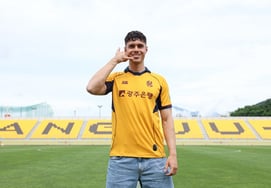 [Official] Bottom-ranked Gwangju signs striker Ideil, who scored 12 goals at Seoul Land FC, aiming for a second-half turnaround