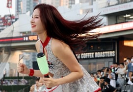 [Foto] «¡Por favor, consigan un hit! ¡Por favor!» Gimhae de Kich
