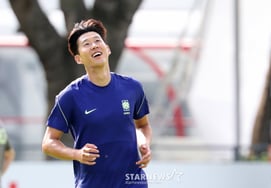 [Foto] Son Heung-min: «Hoy hay que ser feliz»