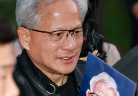 黄仁宇公开NVIDIA的聘用标准"人性、宽容、亲切比智能更重要" [尤奎斯·斯塔伊什]