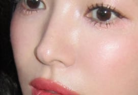 Why isn't this AI? '45-year-old' Song Hye-kyo in a stunningly close-up shot