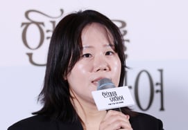 La directora Kim Da-som presenta su primera película largometraje [★FOTO]