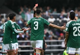 "Así perderemos ante Corea" México, criticado a pesar de ganar 2-0, enfurece a sus propios medios: "El rival tiene dos expulsados y no atacan"
