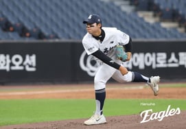 Yoon Ye Sung (Inchango) mơ ước đạt được 100 quả bóng 150km so với tốc độ 157km" [cuộc phỏng vấn]
