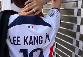 Lisa, ahead of World Cup opening ceremony performance.. Lee Kang-in wears jersey