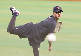 [フォト] 'AG野球代表チームからの脱落は残念ですが··· ' チョン・ウジュ