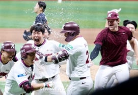 [フォト] 「主人公たちが全部集まったね！」' ソ・ゴンチャン