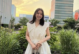 『手にシャネルバッグ』日本の美人オリンピックメダリスト、ユニフォームを脱ぐと→『女神降臨』の意外な私服ファッション