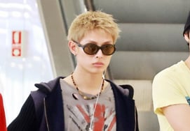 Curtis James 'Sunglasses look cool!' [★Photo]