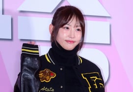 カン・イェウォン、1か月前に亡くなった父が11億円確認..「従業員の未払い給料も返さなければならない」涙 [ミウセ]