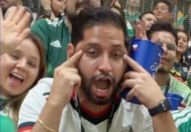 '北中米ワールドカップ' メキシコのサッカーファン、韓国に '目を細める' 人種差別論争..ソ・ギョンドク「公開謝罪すべきだ」