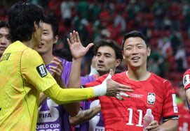 [Foto] Hwang Hee-chan: «El hermano Seung-gyu es un gran éxito»