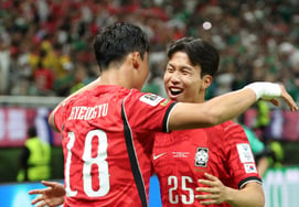 [Chụp ảnh] Oh Hyun Gyu: Không phải em đang khóc đấy chứ? Umji Sung