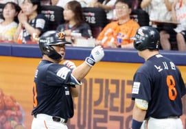 [De un solo golpe] '¡El hermano de Choo Sung-hoon también vino.. ¡esta es la ceremonia!' Kang Baek-ho con jonrón solitario de empate