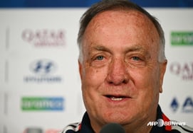"Different from when I coached Korea, we have nothing to lose." 79-year-old Dick Advocaat, with a 'mad' smile against the '40 years younger' German coach... Curacao aims for an upset.