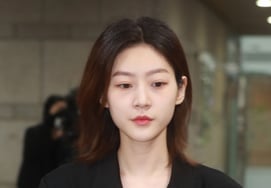 "'造假'的故人录音记录，最少有4个版本。"死也要钱"的已故金赛纶 [直线]