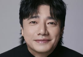 El cantante Bae Ki-seong, noticia de fallecimiento de su padre... Preparativos del funeral en medio de la tristeza: 'Despedida programada para el día 17'
