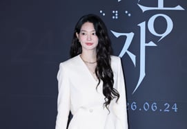 Shin Min à, bước đi thanh lịch [★Ảnh]