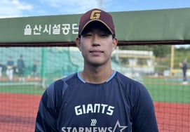 'Yoo Gangnam to 2nd Division' Lotte, 'Development Catcher' Park Geon-woo and Han Dong-hee Suddenly Registered for 1st Division! Starting Catcher Mask Goes to Son Seong-bin → 'Reserve' Kim Dong-hyeok Also Removed