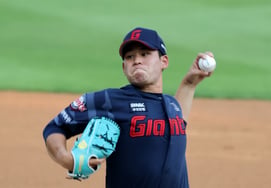 [フォト] ランダース戦の先発投手、キム・ジヌク