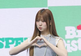 YOUTH SPER蔡娜 "可爱的手Heart" [★照片]