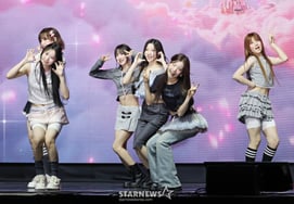 'Sân khấu comeback đáng yêu' của Yousphere [★Ảnh]