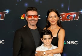 Cặp đôi Simon Cowell - "người nói xấu" đính hôn có thai ngoại tình với vợ của bạn - 12 năm sau đó..."Anh đã tha thứ cho tôi.""Con trai cứu tôi