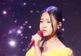 Kim Da-hyun Ranks Third Among Female Trot Stars in Star Ranking.. Behind Song Ga-in and Kim Tae-yeon