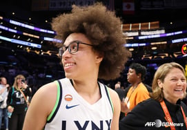 "Wonder Woman in goggles" monster rookie stirs up WNBA... Opposing ace says, "I thought he was a man playing, but he's really good"