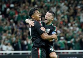 [Foto] 'Gol de la suerte en el segundo tiempo de México'