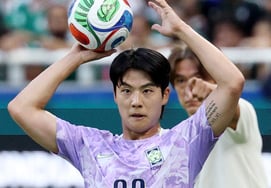 [Chụp ảnh] Ai cơ?' Seol Young Woo