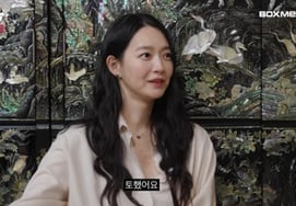 Shin Min-ah, que dijo que bebía según su estado de ánimo... "Bebió media botella de soju y vomitó" [Star Issue]