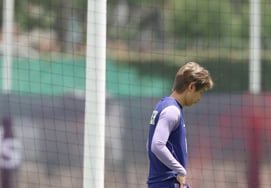 [Foto] Lee Kang-in: «Esperen, Sudáfrica, mi pierna izquierda»
