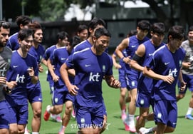 [Photo] Hwang Hee-chan 'Leaves for LA after defeating South Africa'