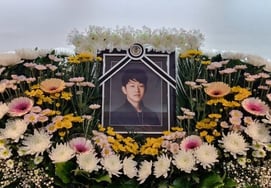 'Korea's Paul Potts' Late Choi Sung-bong, Third Anniversary of Death..False Cancer Battle, Death Without Known Relatives