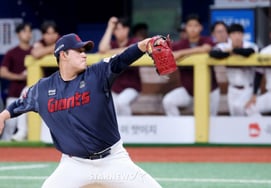 [フォト] '打者たち、今日は調子がいいね' 逆投 ナ・ギュナン