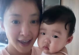 宣告新的开始的李诗英，鲫鱼饼生二胎的幸福 [Star Issue]